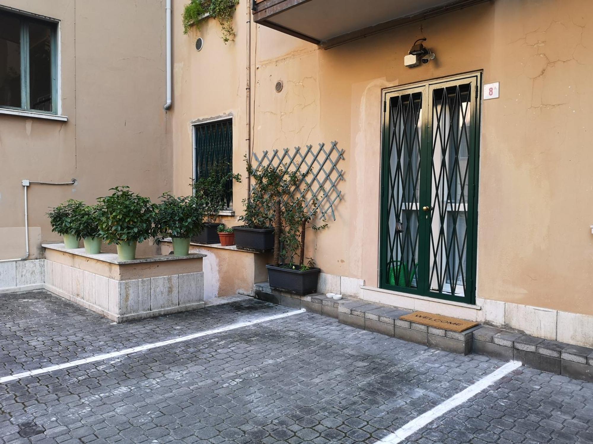 Holiday Apartment - Brescia Centro - Parcheggio Privato Extérieur photo