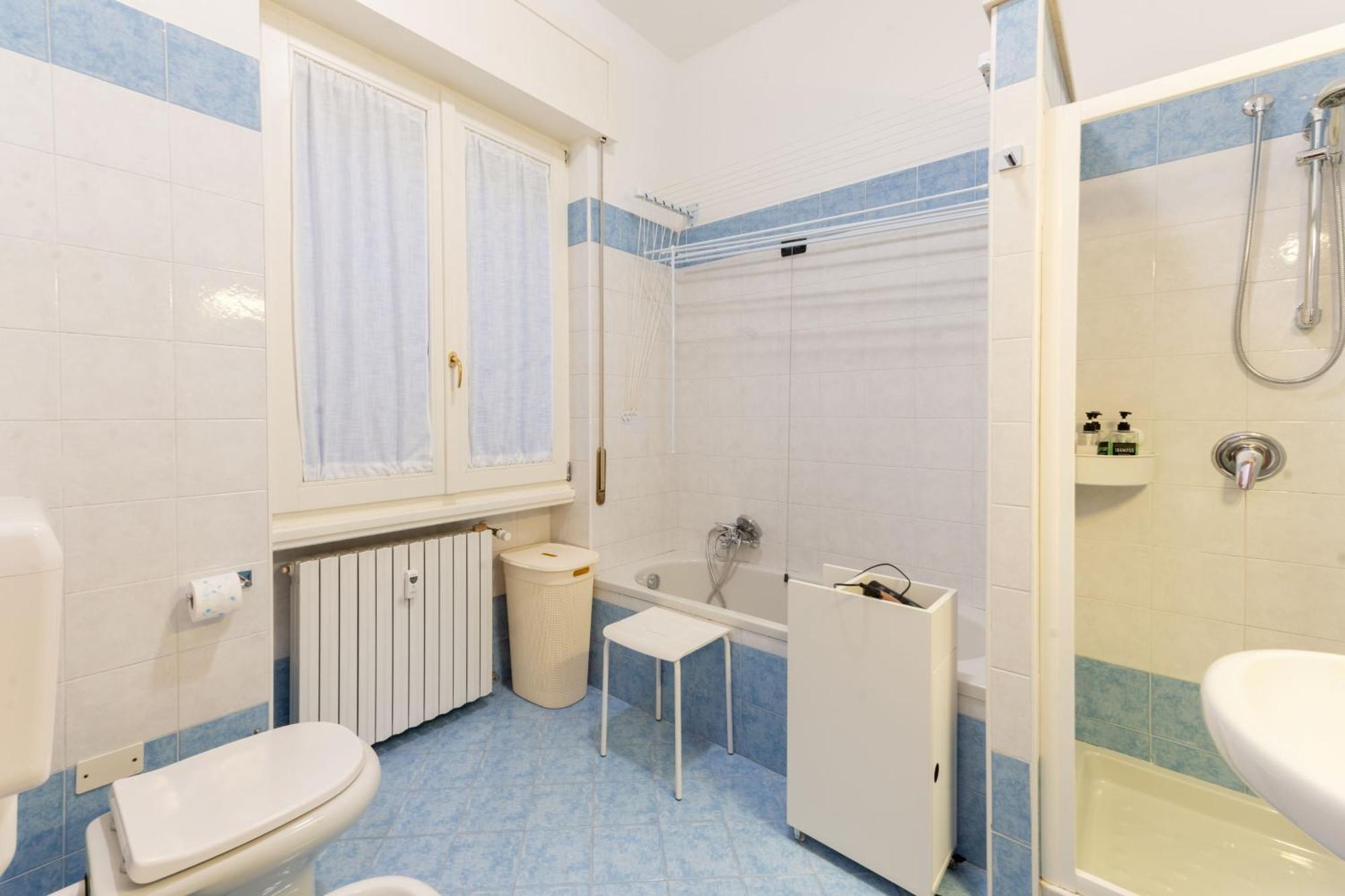 Holiday Apartment - Brescia Centro - Parcheggio Privato Extérieur photo