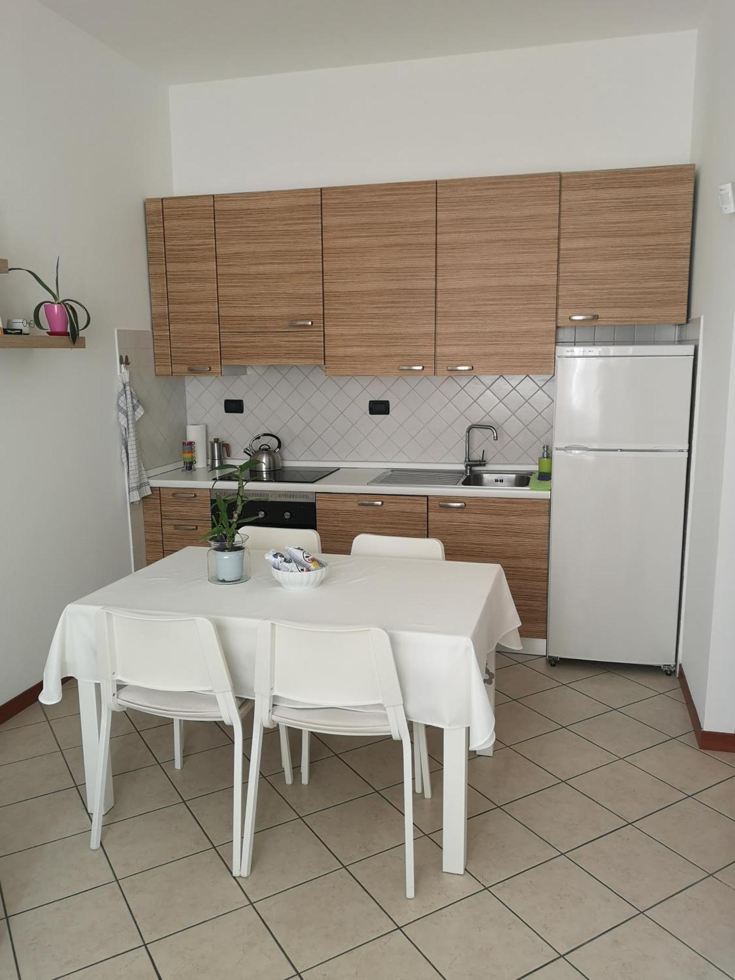 Holiday Apartment - Brescia Centro - Parcheggio Privato Extérieur photo